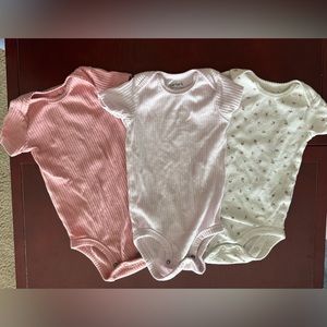 Set of 3 carters baby girl pink bodysuits, 9 months
